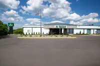 HomeTowne Studios & Conference Center Cortland - 2 stjerner
