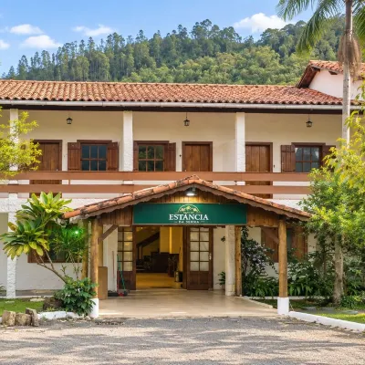 Estância Da Serra Hotels near Eduardo Guinle Stadium - Friburguense A.C.