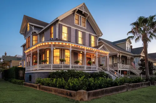 Hotel Saint Helen - 1894 House-Hotel - Homestay