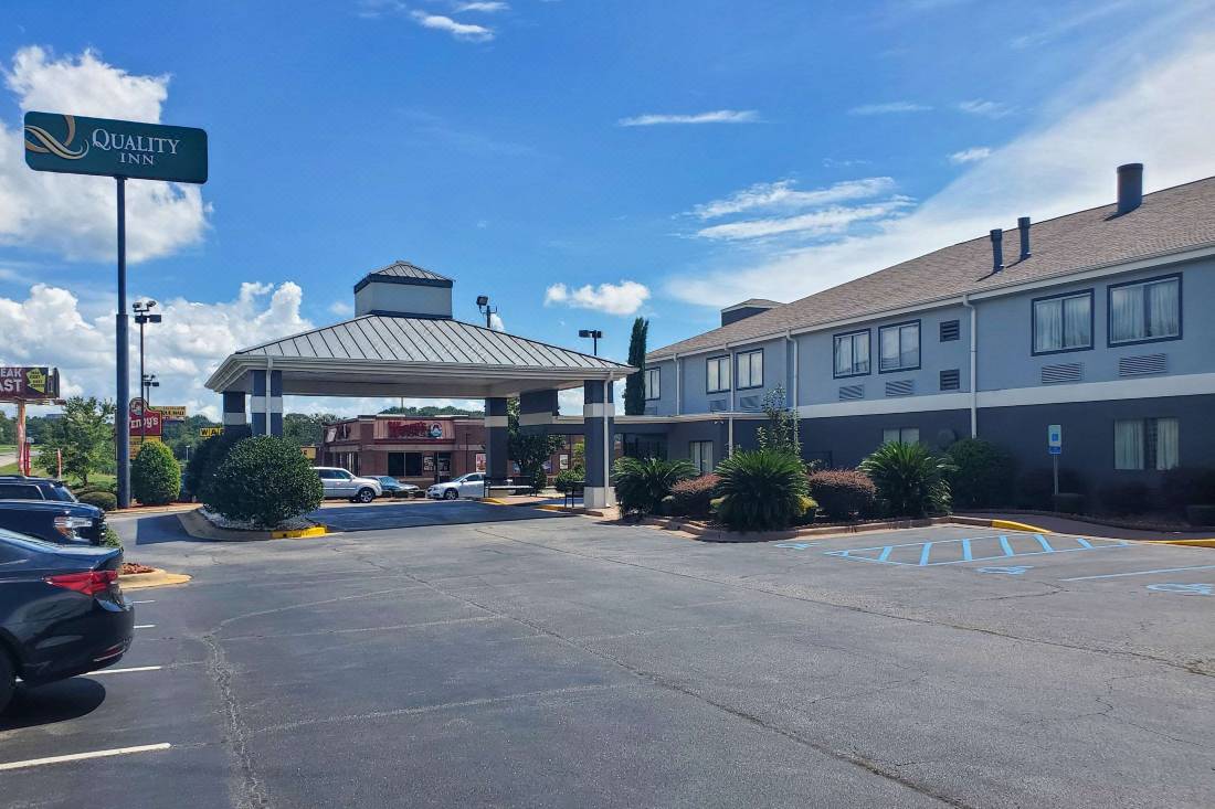 Quality Inn Prattville I-65-Prattville Updated 2022 Room Price-Reviews &  Deals | Trip.com
