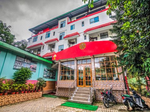 OYO 12257 Hotel Sai Suites - Housity