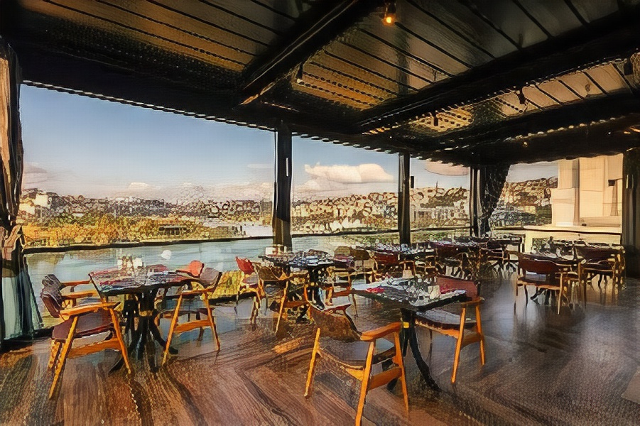 Ramada by Wyndham Istanbul Golden Horn