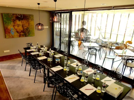 Travelodge Georgetown Отели рядом с достопримечательностью «City Hall»