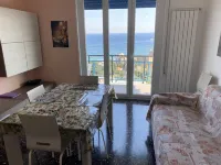 Arcobaleno Apartment 500 Meters from the Sea