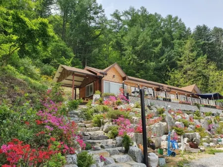 Jeongseon Gwangsune Pension