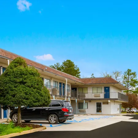 Motel 6 Sandston, VA - Richmond