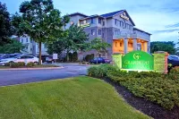 GrandStay Hotel & Suites la Crosse Hotels in La Crosse