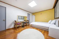 Yeongju Hwangje Motel Hotels in Bonghwa-gun
