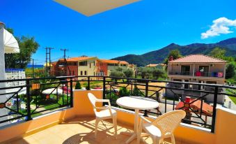 Hotel Georgia - Elegant Rooms Near the Golden Beach in Thassos Island