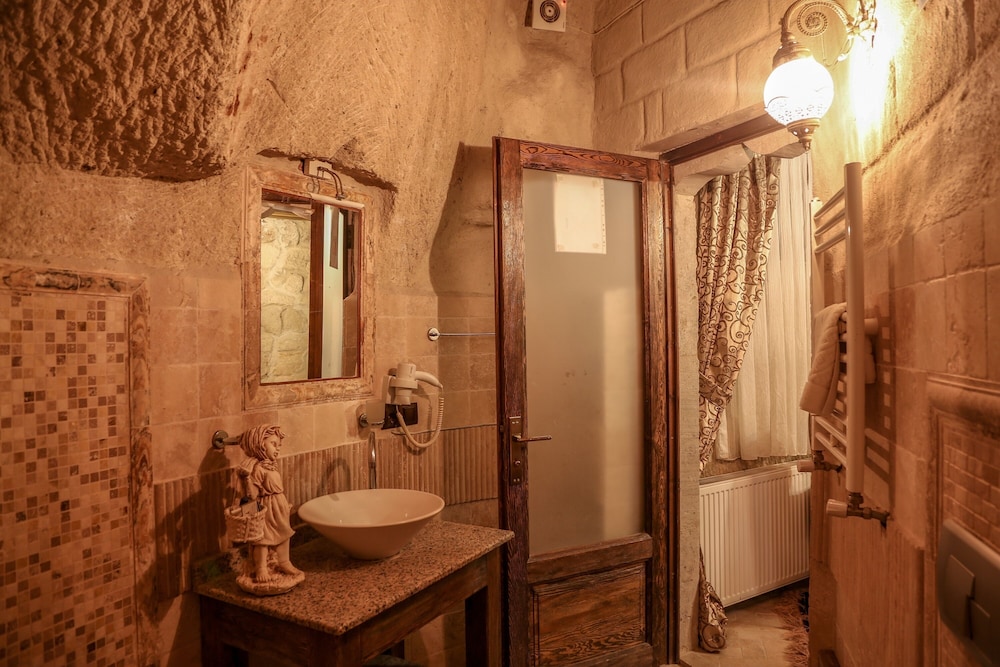 Goreme Palace Cave Suites