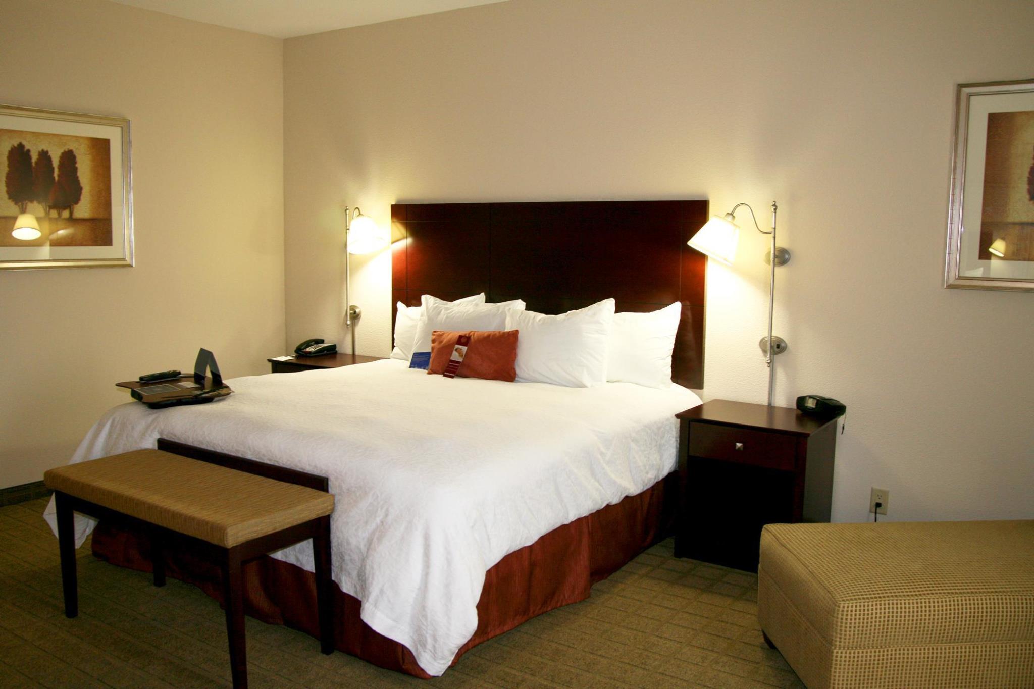 Hampton Inn and Suites Waxahachie