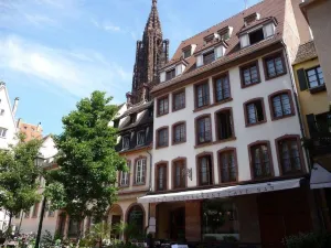 Hôtel le Rohan, Centre Cathédrale
