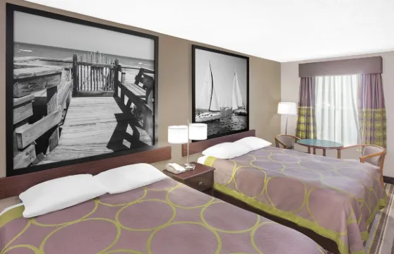 聖路易斯灣温德姆速8酒店