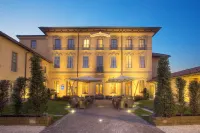 Villa Appiani Hotel Hotel dekat Chiesa S. Pietro ai Campi