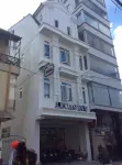 Lucas Inn Hotels near Da Lat Diocese Cathedral