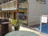 Harbour Lodge Motel Hotels in Gladstone Central