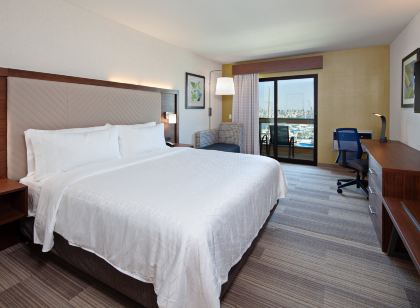 Holiday Inn Express & Suites Ventura Harbor