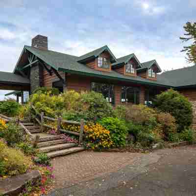 Crowne Plaza LAKE PLACID by IHG Hotel Exterior