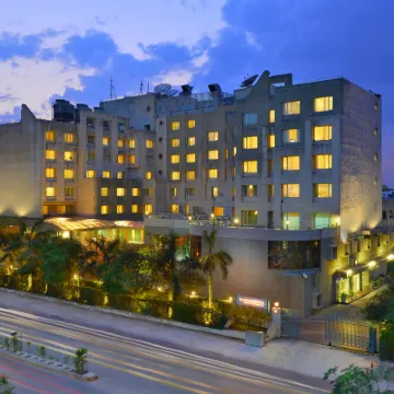 Vivanta Vadodara Hotels near Alkapuri Haveli