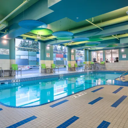 Holiday Inn Express & Suites BRANDON by IHG