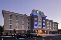 Holiday Inn Express & Suites West Ocean City Hotels in West Ocean City