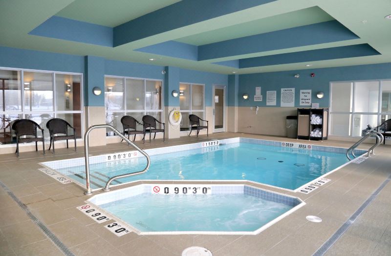 Holiday Inn Express & Suites Brampton by IHG photo 2