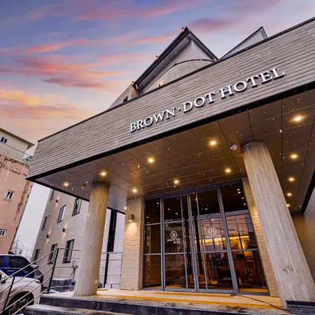 Brown Dot Hotel