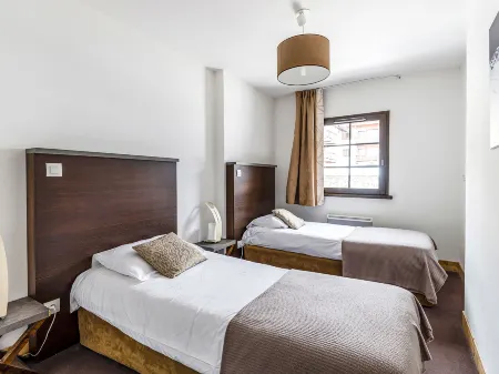 Les Fermes Emiguy Отели рядом с достопримечательностью «Golf Les Gets»