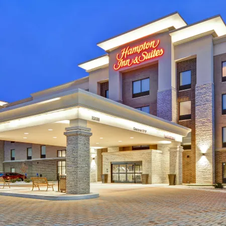 Hampton Inn & Suites Detroit/Warren