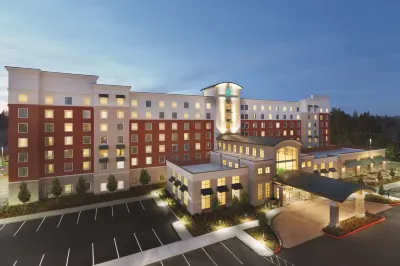 Embassy Suites by Hilton Portland Hillsboro, Oregon Hôtels à proximité de : Classic Aircraft Aviation Museum