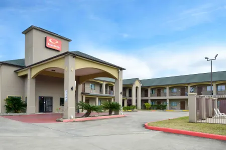 Econo Lodge Inn & Suites Port Arthur Near Sabine Pass