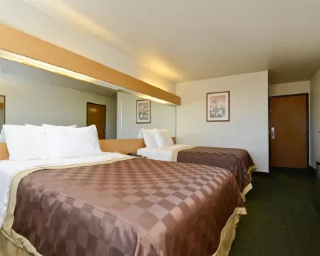 Americas Best Value Inn and Suites Ada Hotels in Ada