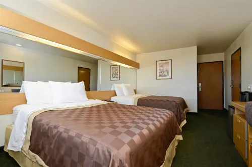 Americas Best Value Inn and Suites Ada