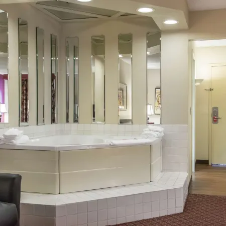 Greenstay Hotel Joplin Missouri