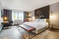 Radisson Red Hotel London Heathrow Hotels in Sipson