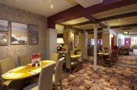 Burnley Hotels in Nelson