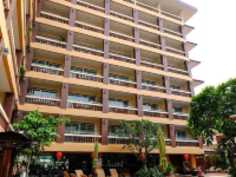 Aiyaree Place Hotel Hotels near Dongtan Beach