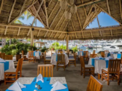 Flamingo Vallarta Hotel & Marina ホテル プエルト・バヤルタのホテル