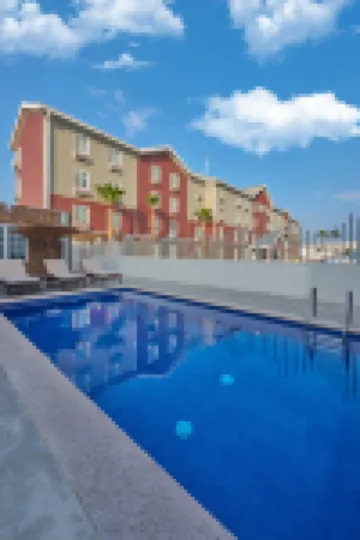 Extended Suites Ciudad del Carmen Aeropuerto Hoteles en 