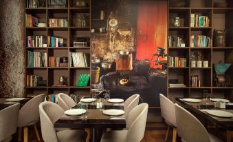 Sites Hotel - Housity
