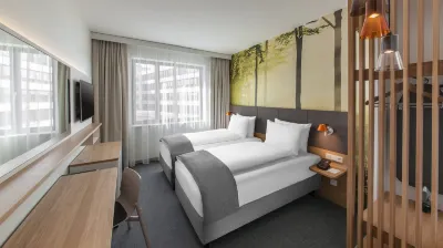Holiday Inn Munich - Leuchtenbergring Hotels in München