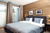 Hahnenkamm Suite Deluxe  Ski-In Ski-Out Hotels in der Nähe von FRANK FLUEGEL GALERIE Kitzbühel