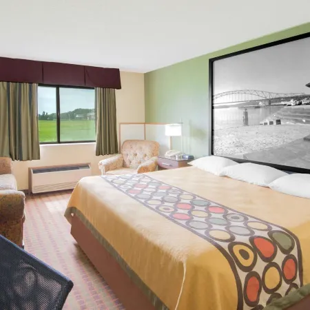 Super 8 by Wyndham Story City