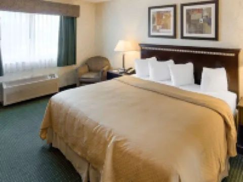 Quality Inn Near Northtown Mall & National Sports Center Hotels in Coon Rapids
