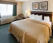Quality Inn Near Northtown Mall & National Sports Center