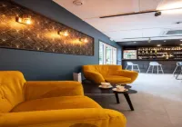 Campanile Liege Luik - Quầy bar