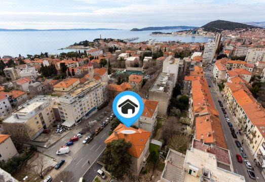 럭셔리 룸스 플로라미에 외관