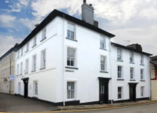 Ty Helyg Guest House Hotels in 