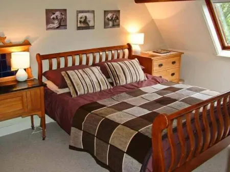 1 the Old Methodist Chapel