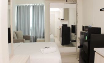 Elegant and Comfy Studio at Grand Kamala Lagoon Apartment